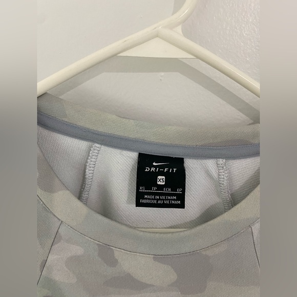 2 Nike camp sweatshirts - XS - Picture 4 of 7